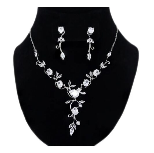 Swarovski Crystal Flower Vine Leaves Necklace